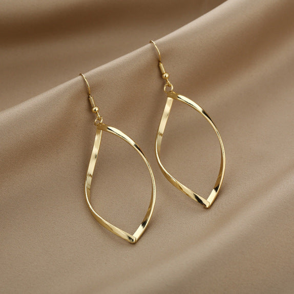 Twisted Diamond-Shaped Earrings