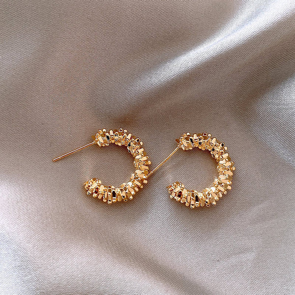 C-shaped Semicircular Earrings